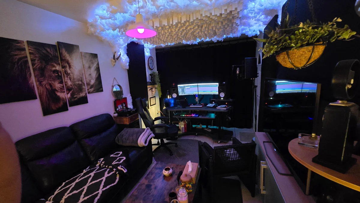 Studio X-FADER - Image 1