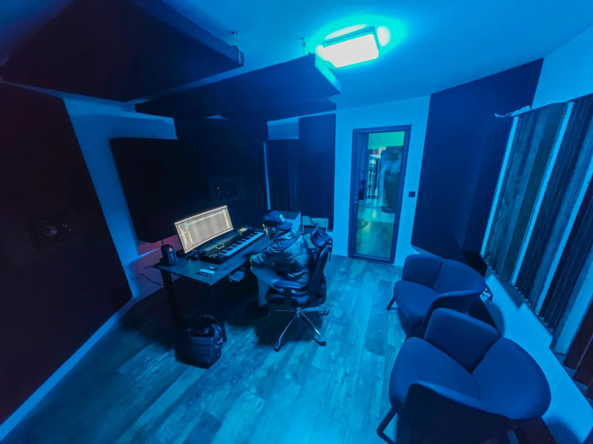 Studio Imperium music - Image 1